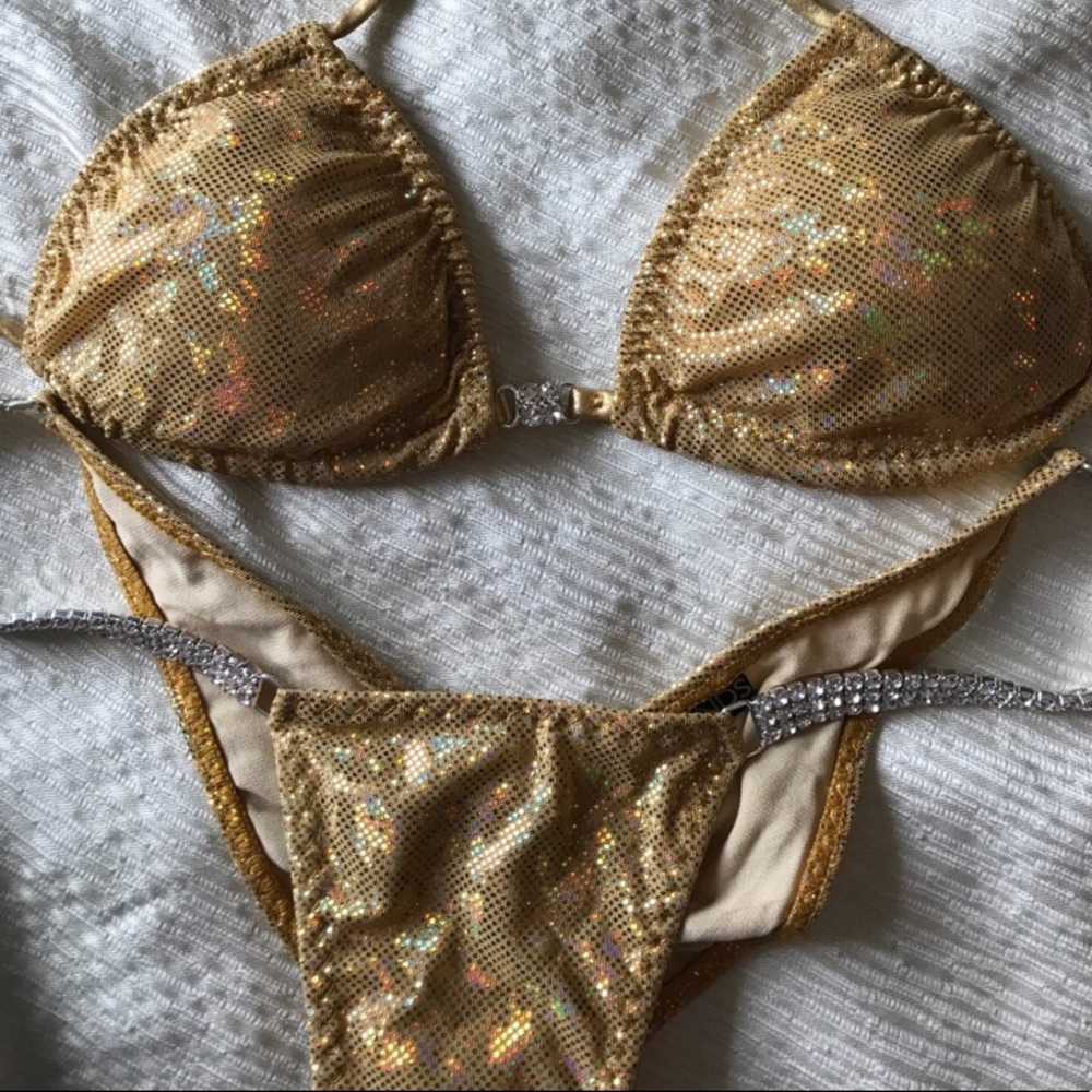 Competition bikini